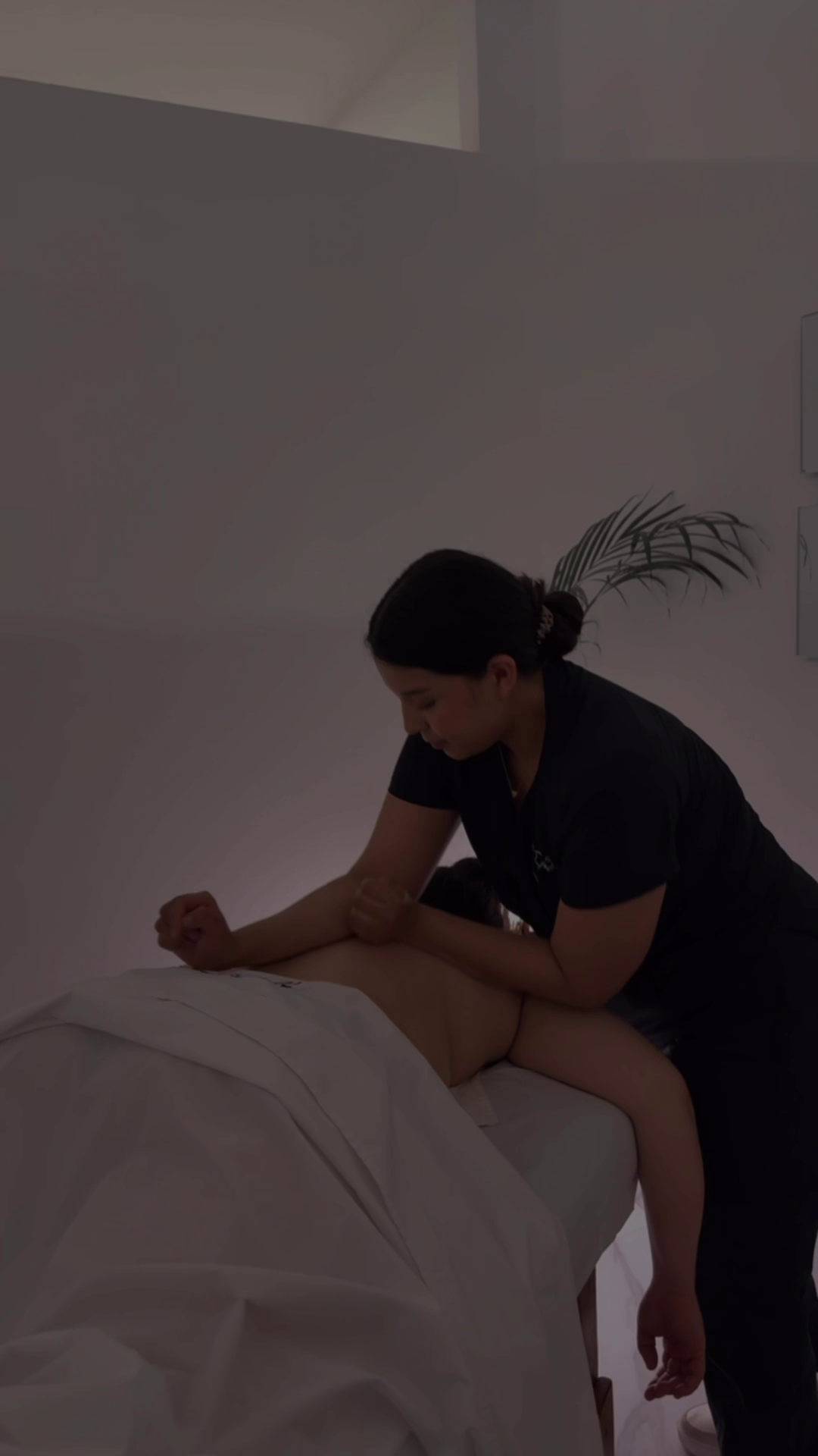 Masaje Descontracturante en Zapopan – Très Belle Derma Clinique, cerca del Tec de Monterrey